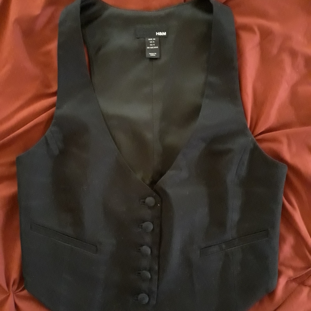 Brand New H&M black vest